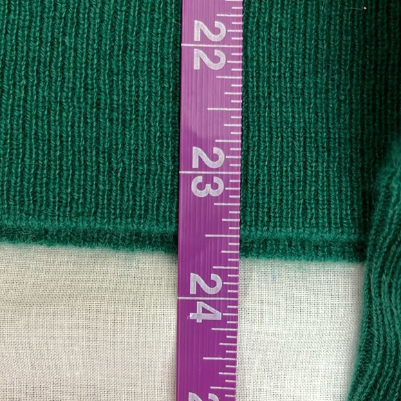 NEW J Crew Cashmere classic-fit crewneck sweater!!! - Picture 4 of 10